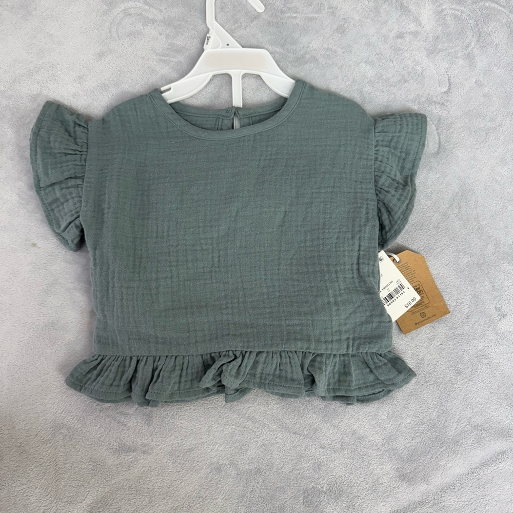 Charming Ruffle Sleeve Kids Outfit - Green
